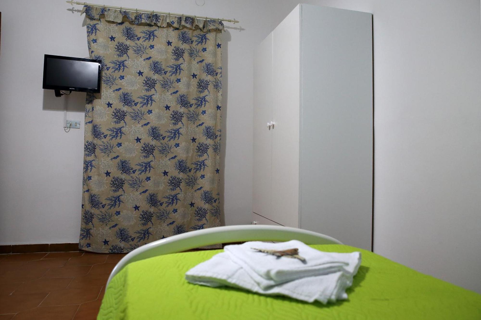 Villa Yellow House Licata Room photo